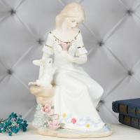 YW-33649  Фарфоровая статуэтка 
