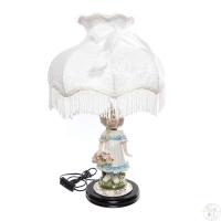 Лампа настольная с фарфоровой статуэткой Royal Classics 38522_9706484