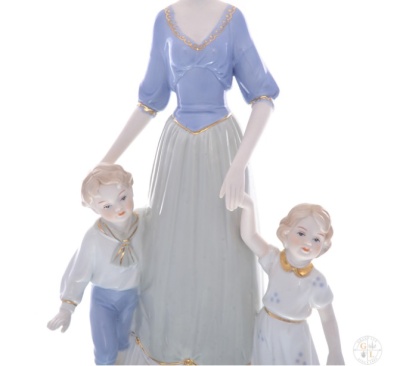 Статуэтка Дама с детьми royal classics, HW-52 46292_9707000