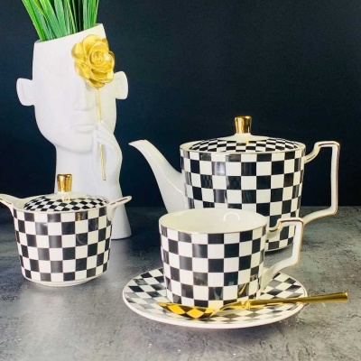 244-050 Чайный сервиз 16пр. 250 мл в подарочной упак. Фарфор Lenardi_5000675