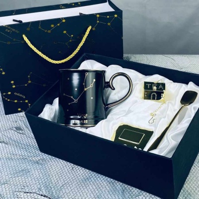 106-295 Кружка 360мл с ложкой и фильтром ДЕВА в под.уп.Фарфор_5000694